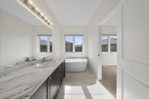 Photo 28 at 110 Hartington Street, Kleinburg, Vaughan