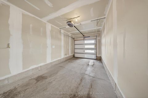 Photo 30 at 110 Hartington Street, Kleinburg, Vaughan
