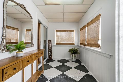 Photo 5 at 60 Woodbury Road, Alderwood, Toronto