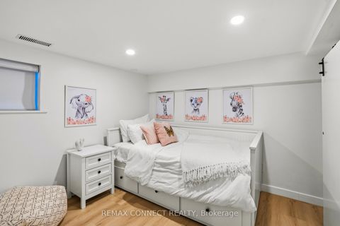 Photo 31 at 60 Woodbury Road, Alderwood, Toronto
