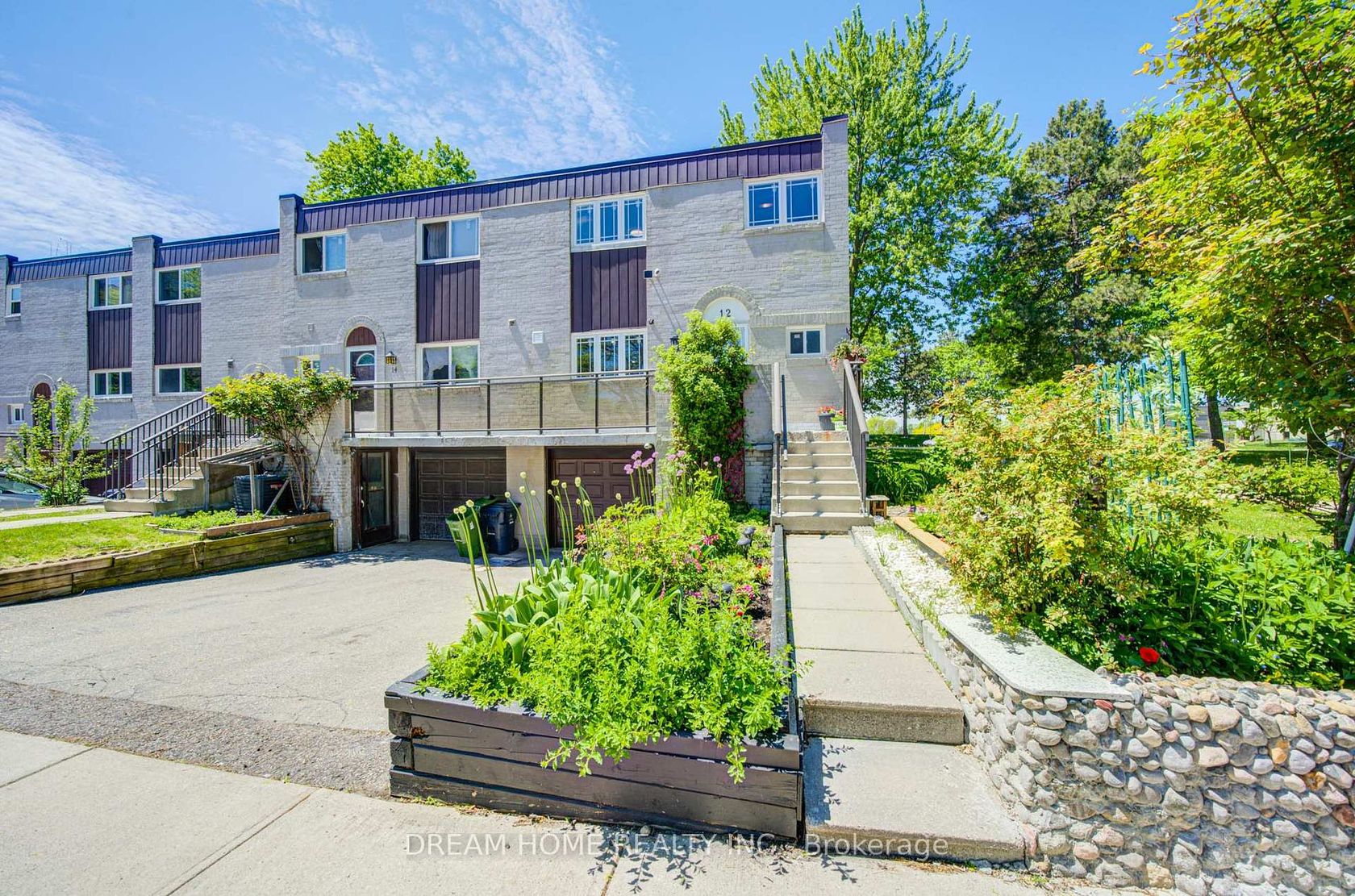 12 Bonis Avenue, Sullivan, Toronto 