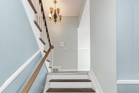 Photo 16 at 1 Stanwood Crescent, Humbermede, Toronto