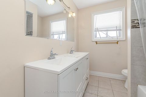Photo 21 at 1 Stanwood Crescent, Humbermede, Toronto
