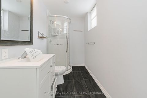 Photo 37 at 1 Stanwood Crescent, Humbermede, Toronto