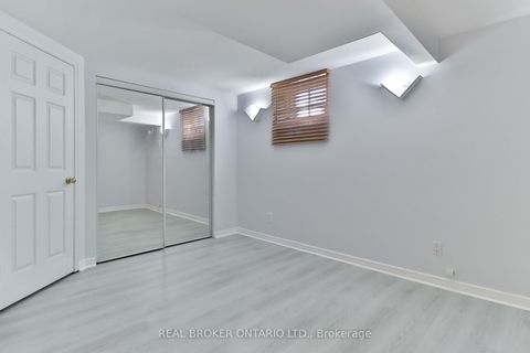 Photo 16 at 32 Christina Crescent, Maryvale, Toronto