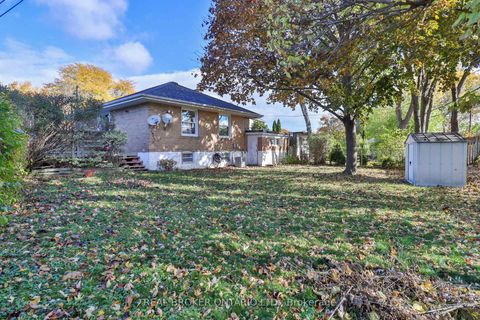 Photo 23 at 32 Christina Crescent, Maryvale, Toronto