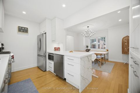 Photo 10 at 41 Tilson Road, Mount Pleasant East, Toronto
