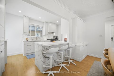 Photo 11 at 41 Tilson Road, Mount Pleasant East, Toronto