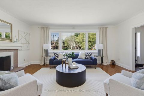 Photo 5 at 111 Warwood Road, City Centre West, Toronto