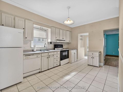 Photo 5 at 78 Burndale Avenue, Westgate, Toronto