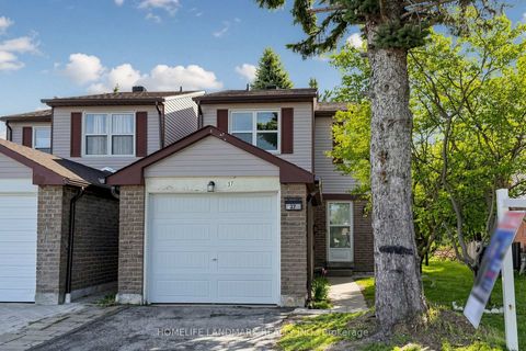 Photo 1 at 37 Treetops Court, Milliken, Toronto