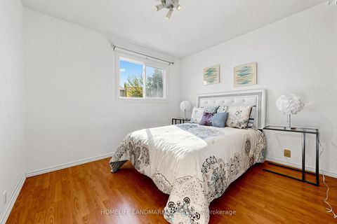 Photo 28 at 37 Treetops Court, Milliken, Toronto