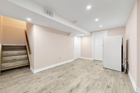 Photo 38 at 37 Treetops Court, Milliken, Toronto
