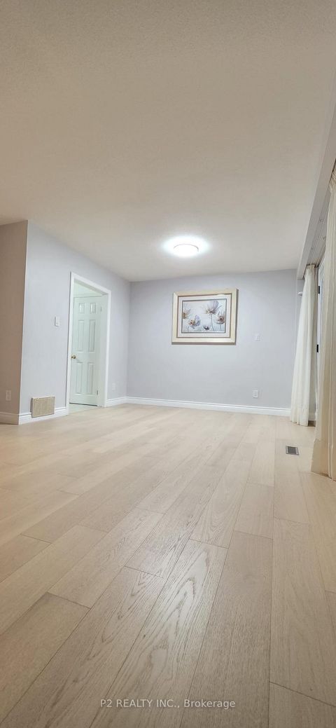 Photo 5 at 22-25 Gosford Blvd. Boulevard N, York University Heights, Toronto