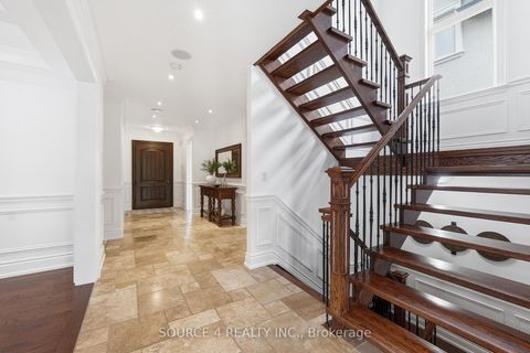Photo 6 at 39 Amesbury Drive, Amesbury, Toronto