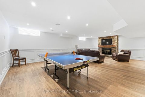 Photo 37 at 39 Amesbury Drive, Amesbury, Toronto