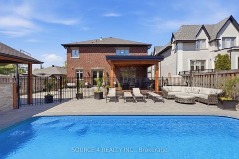 Photo 45 at 39 Amesbury Drive, Amesbury, Toronto