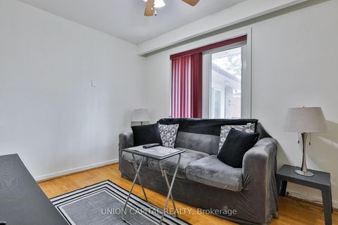 Photo 16 at 228 Maxwell Street, Bathurst Manor, Toronto