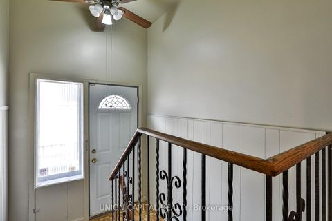 Photo 18 at 228 Maxwell Street, Bathurst Manor, Toronto