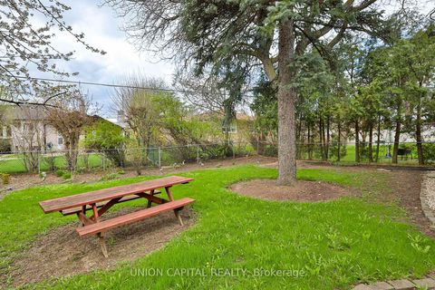 Photo 29 at 228 Maxwell Street, Bathurst Manor, Toronto