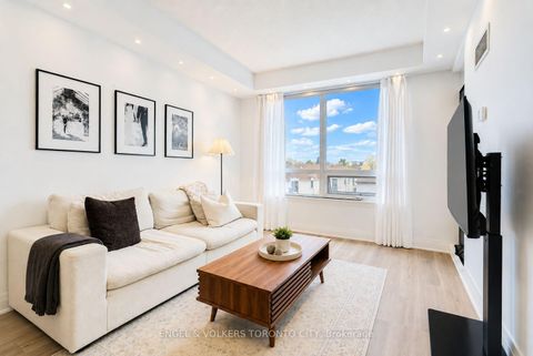 Photo 6 at 503 - 520 Steeles Avenue W, Yorkhill, Vaughan