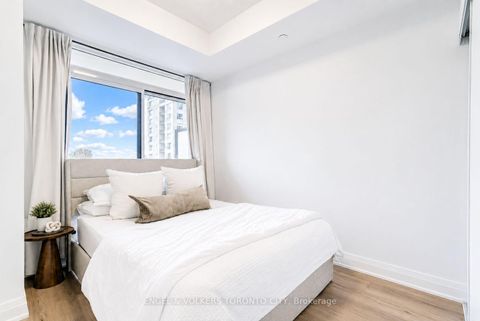 Photo 9 at 503 - 520 Steeles Avenue W, Yorkhill, Vaughan