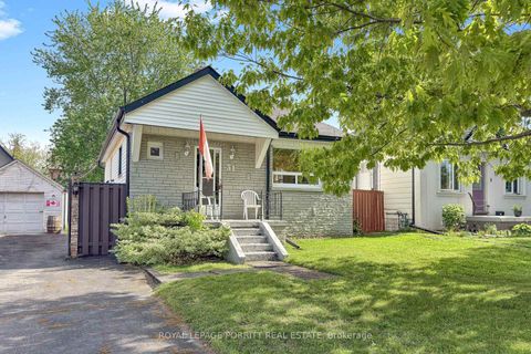 Photo 1 at 31 Burlingame Road, Alderwood, Toronto