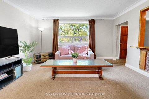 Photo 2 at 31 Burlingame Road, Alderwood, Toronto