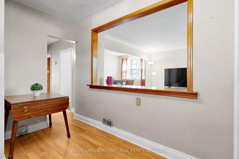 Photo 11 at 31 Burlingame Road, Alderwood, Toronto