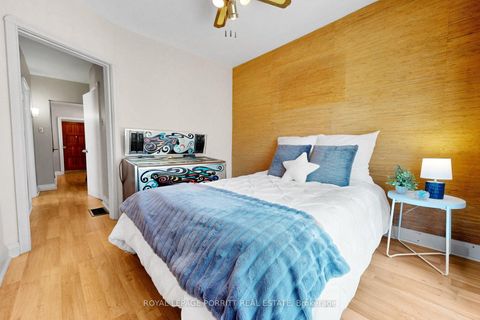 Photo 17 at 31 Burlingame Road, Alderwood, Toronto
