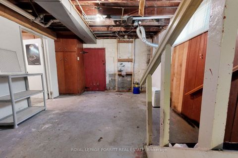 Photo 22 at 31 Burlingame Road, Alderwood, Toronto