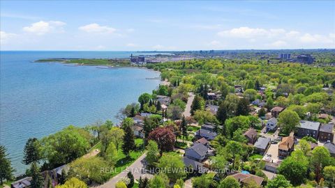 Photo 3 at 12 Thirty Seventh Street, Long Branch, Toronto