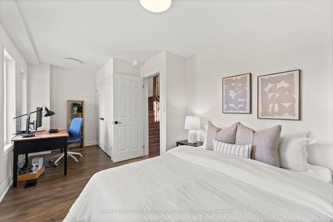 Photo 23 at 106 - 109 The Queensway, Swansea, Toronto