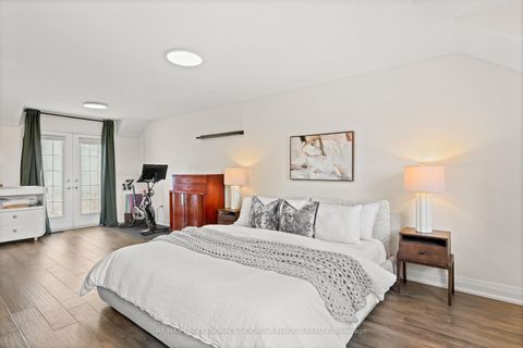 Photo 25 at 106 - 109 The Queensway, Swansea, Toronto