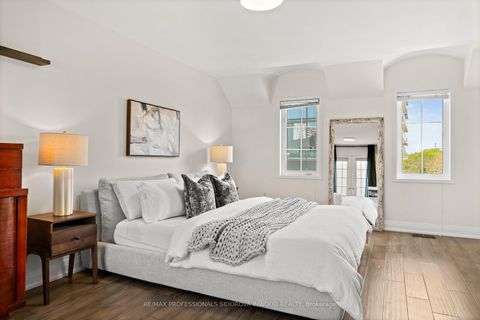 Photo 31 at 106 - 109 The Queensway, Swansea, Toronto