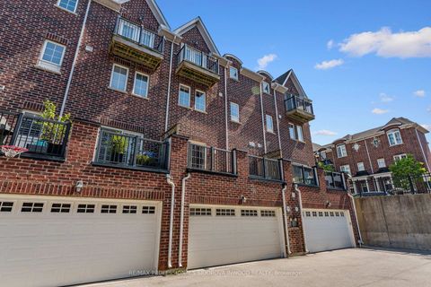 Photo 37 at 106 - 109 The Queensway, Swansea, Toronto