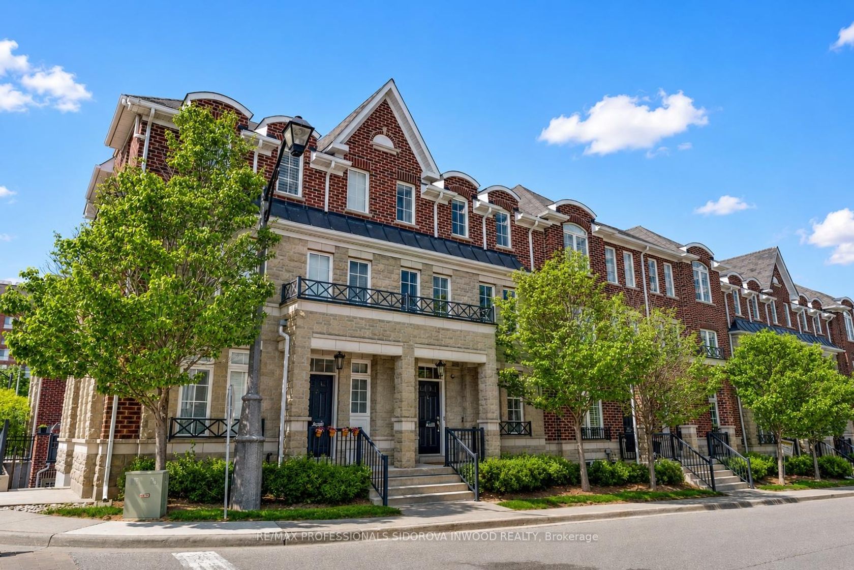 106 - 109 The Queensway, Swansea, Toronto 