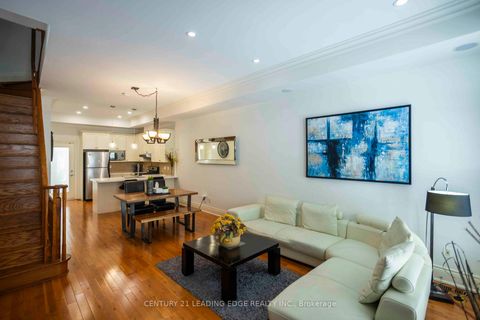Photo 7 at 206A Merton Street, Mount Pleasant West, Toronto