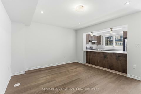 Photo 7 at 60 Casely Avenue, Rural Richmond Hill, Richmond Hill