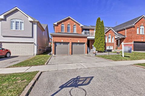 Photo 3 at 46 Silverstone Crescent, Keswick South, Georgina
