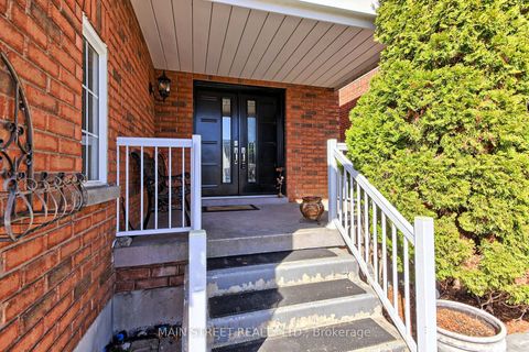 Photo 5 at 46 Silverstone Crescent, Keswick South, Georgina