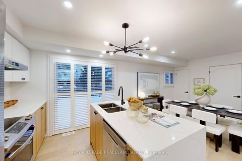 Photo 7 at 29 Rosita Crescent, Birchmount, Toronto