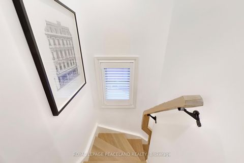 Photo 12 at 29 Rosita Crescent, Birchmount, Toronto