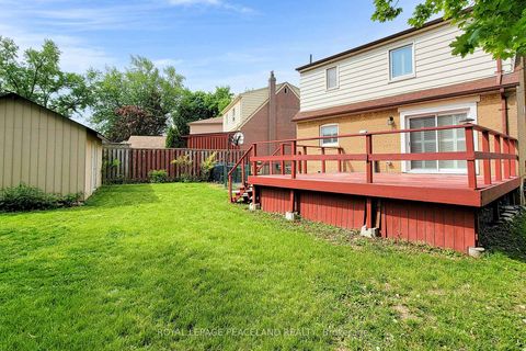 Photo 29 at 29 Rosita Crescent, Birchmount, Toronto