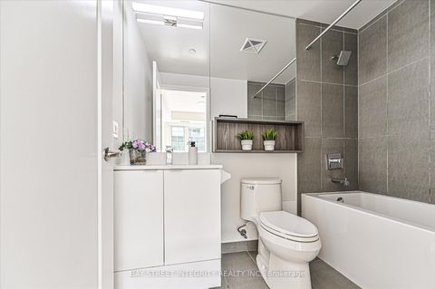 Photo 14 at 516 - 60 Princess Street, Waterfront Communities C8, Toronto