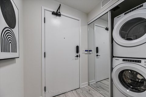 Photo 17 at 516 - 60 Princess Street, Waterfront Communities C8, Toronto