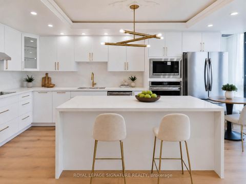 Photo 4 at PH10 - 55 Harbour Square, Waterfront Communities C1, Toronto