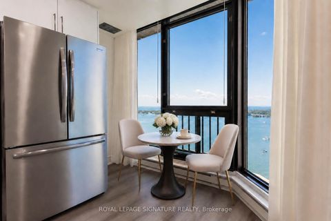 Photo 6 at PH10 - 55 Harbour Square, Waterfront Communities C1, Toronto