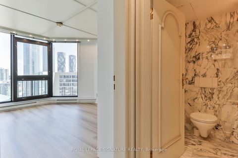Photo 24 at PH10 - 55 Harbour Square, Waterfront Communities C1, Toronto