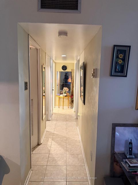 Photo 7 at 103 - 1705 Mccowan Road, Malvern West, Toronto